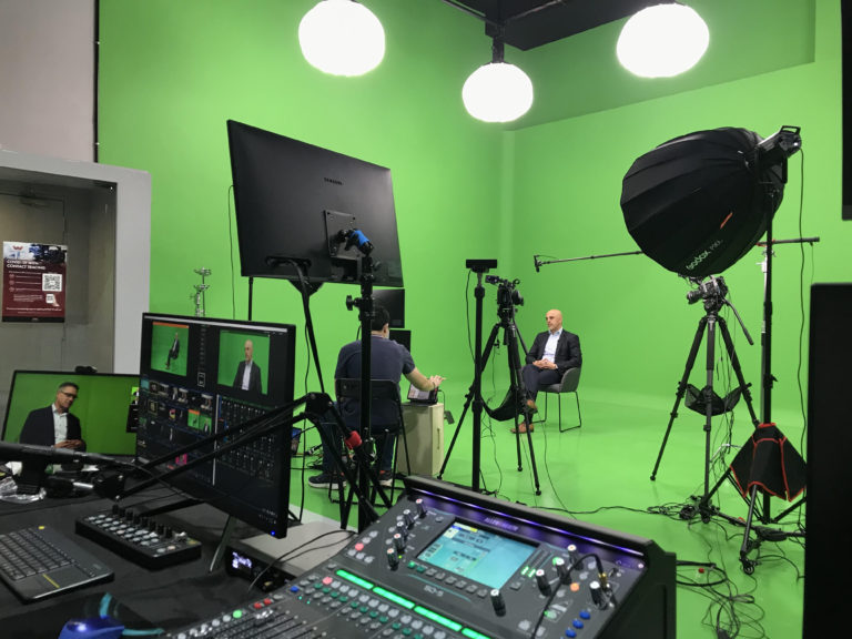 Live streaming events in Virtual Studio